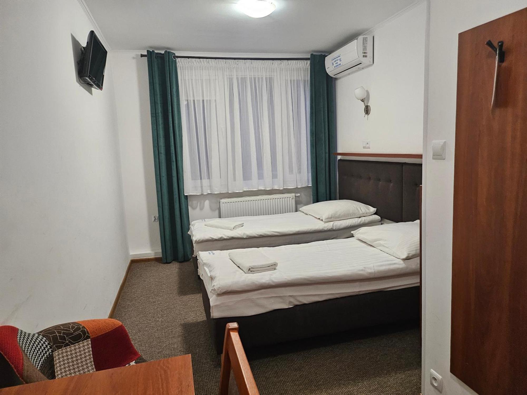 "Hel" Wieniec Zdroj Włocławek Extérieur photo